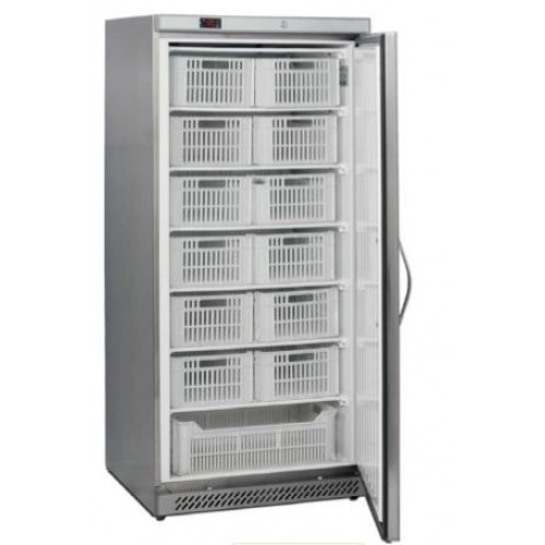 [1004] Set van 13 kunststof kratten voor UF 600